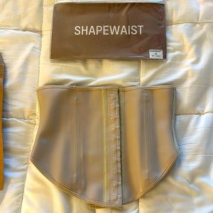 Size medium SHAPEWAIST waist trainer - new in packaging - latex